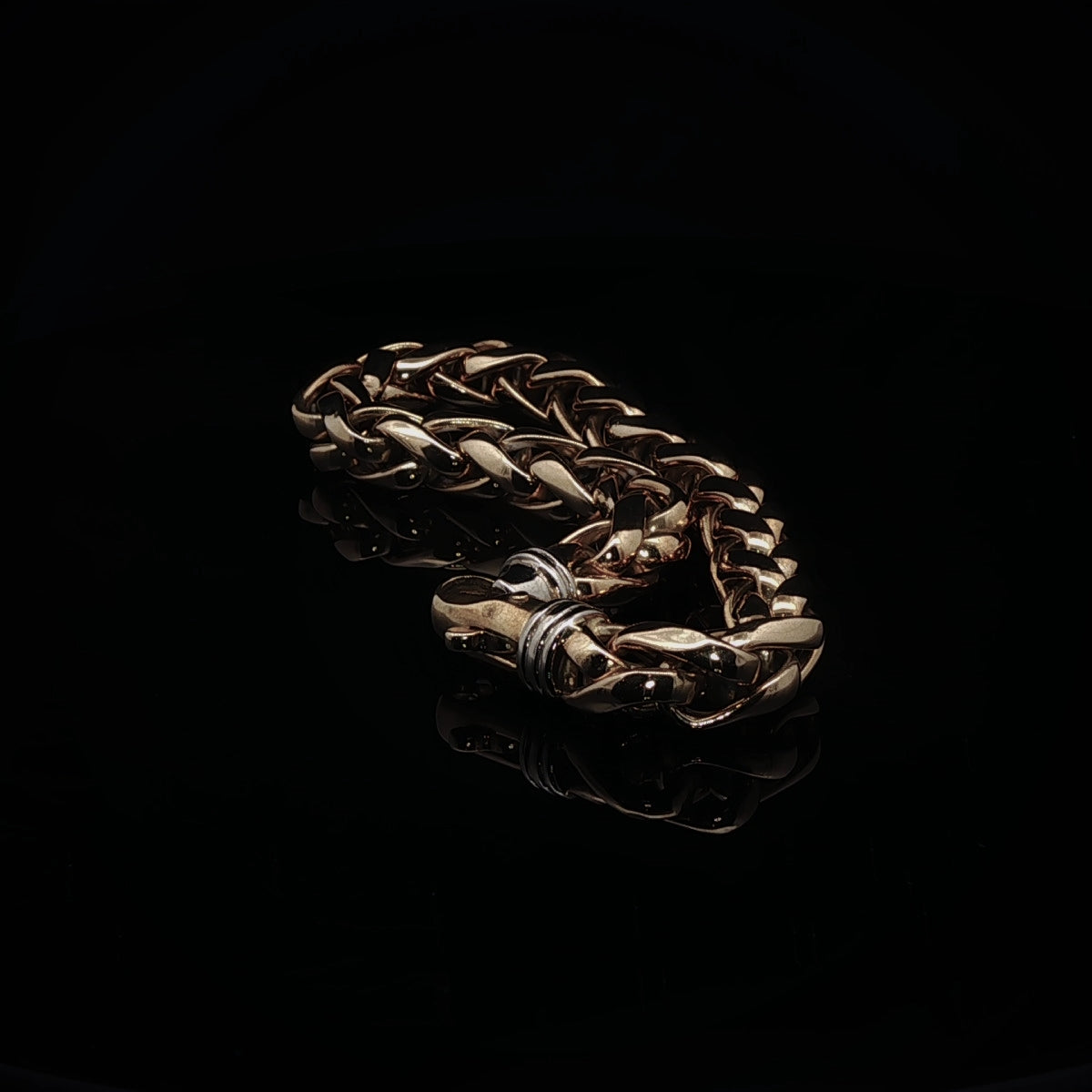 18ct Yellow Gold Fancy Link Bracelet, 16.7grams