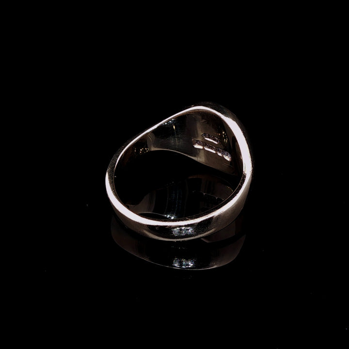 9ct Yellow Gold Round Head Signet Ring, 5.4grams