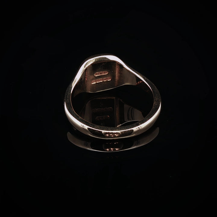 9ct Yellow Gold Rounded Rectangular Signet Ring, 4.6grams