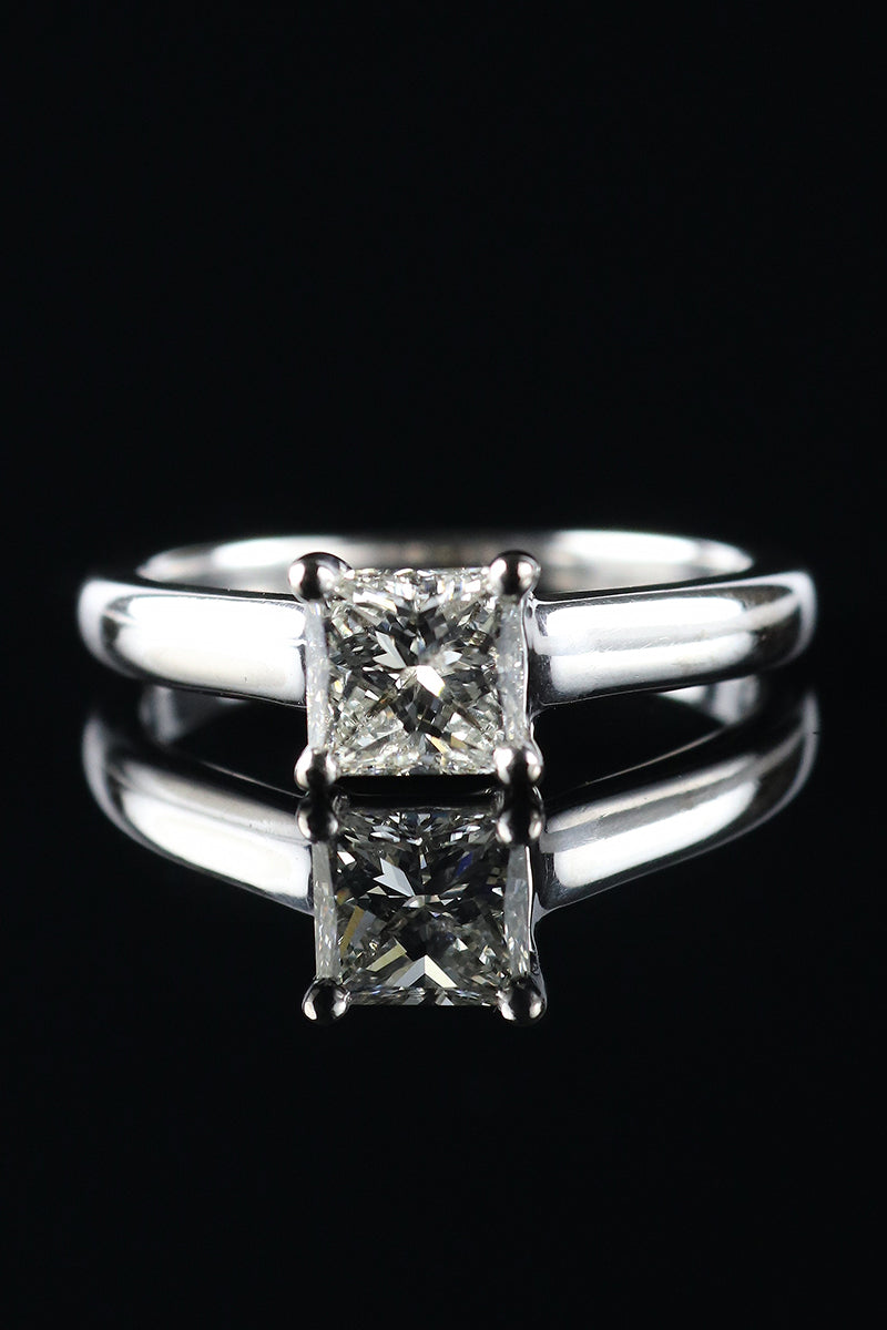 18ct White Gold Princess Cut Diamond Solitaire Ring 0.80ct