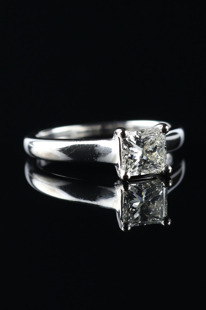18ct White Gold Princess Cut Diamond Solitaire Ring 0.80ct