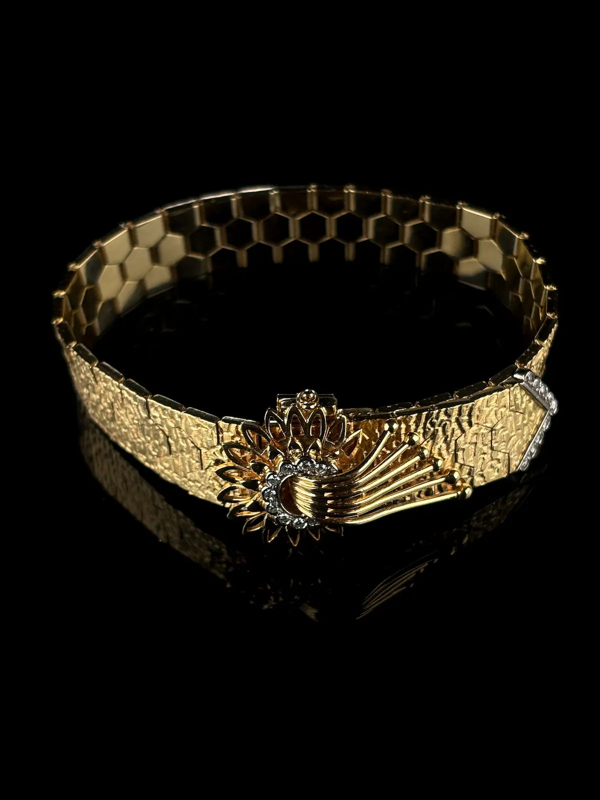 18ct Yellow Gold and Diamond Bracelet, London 1967