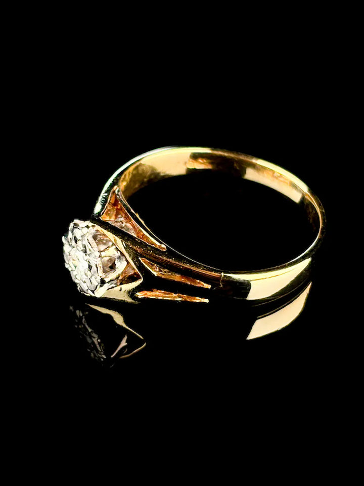 Vintage 18ct Yellow Gold Single Stone Diamond Ring