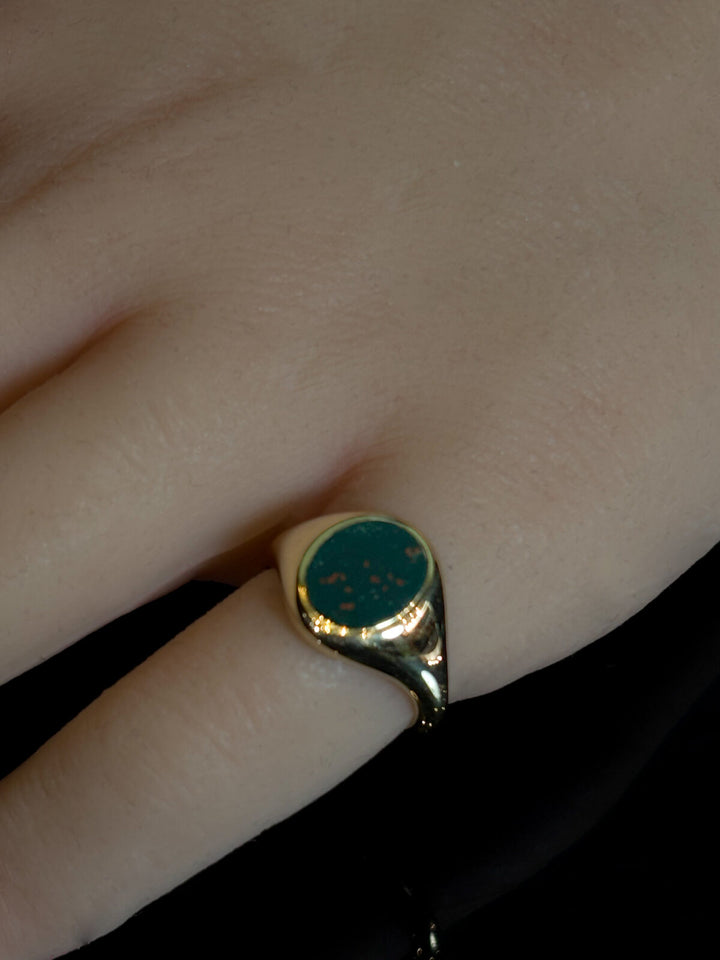 9ct Yellow Gold Bloodstone Signet Ring