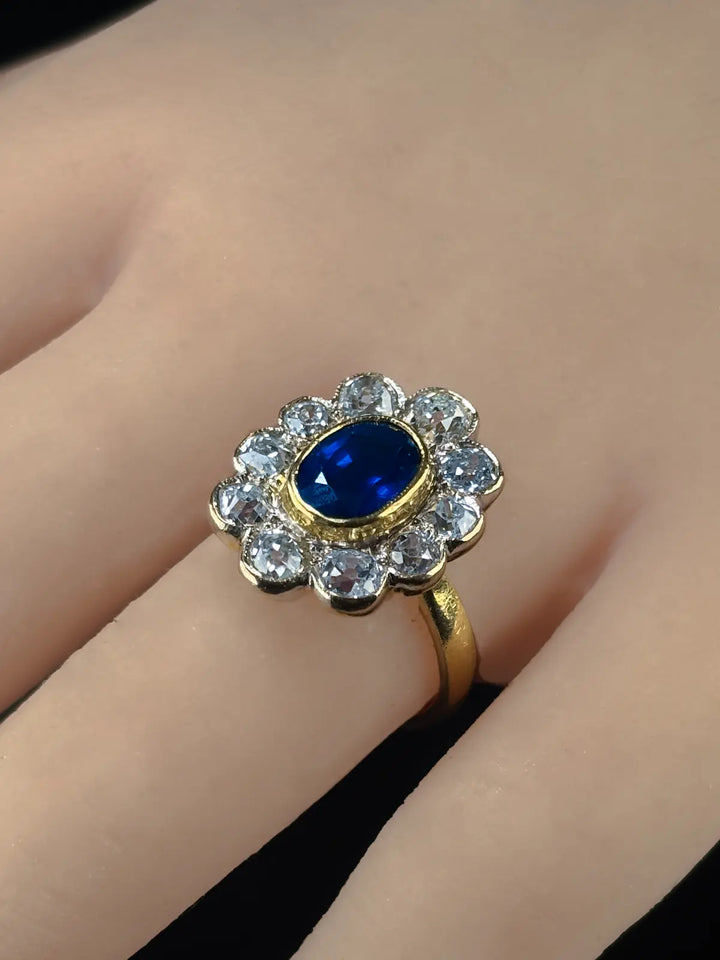 18ct Yellow Gold Diamond Sapphire Flower Ring
