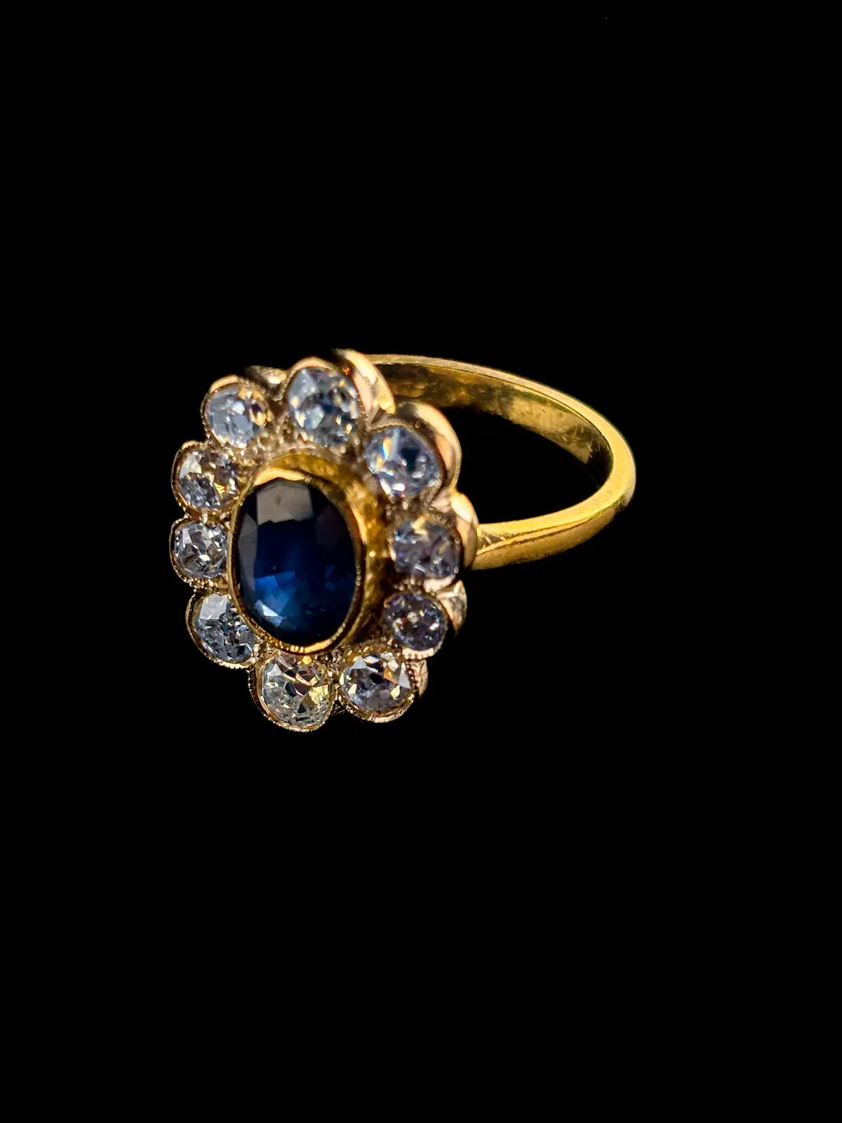 18ct Yellow Gold Diamond Sapphire Flower Ring