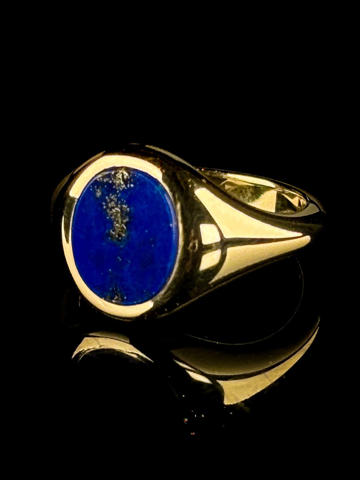 9ct Yellow Gold Lapis Signet Ring