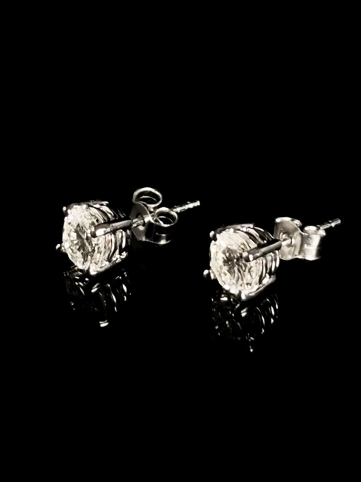Platinum 1.50ct Brilliant Cut Diamond Stud Earrings