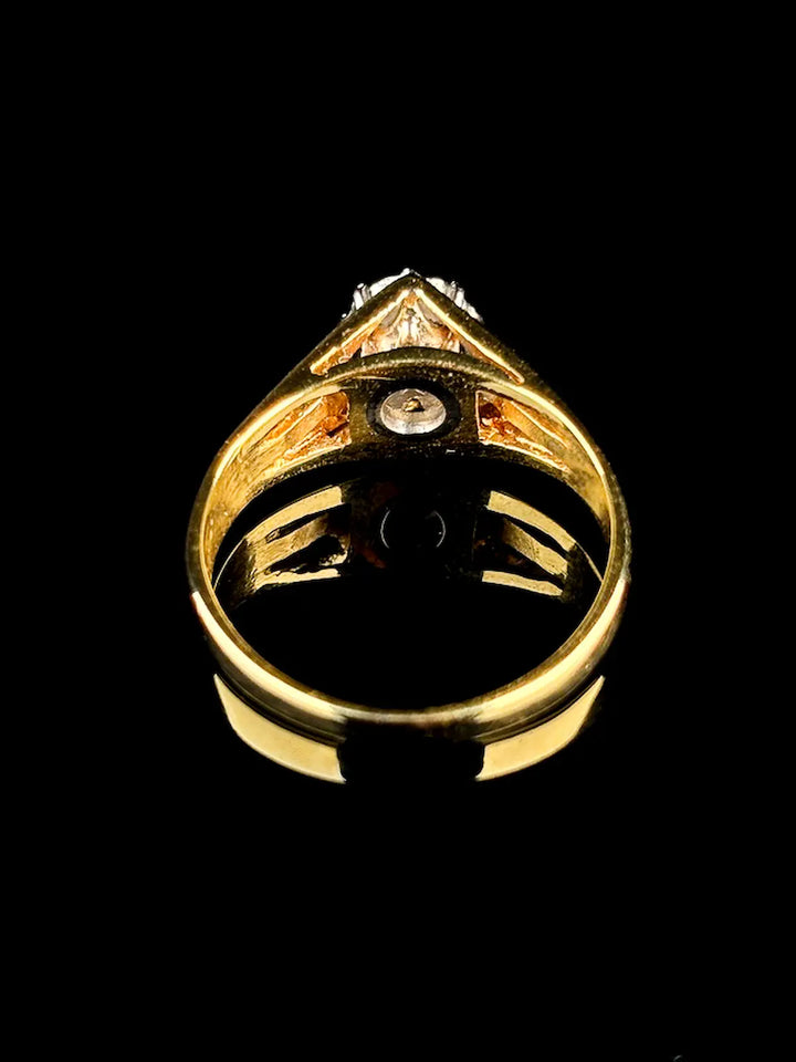 Vintage 18ct Yellow Gold Single Stone Diamond Ring