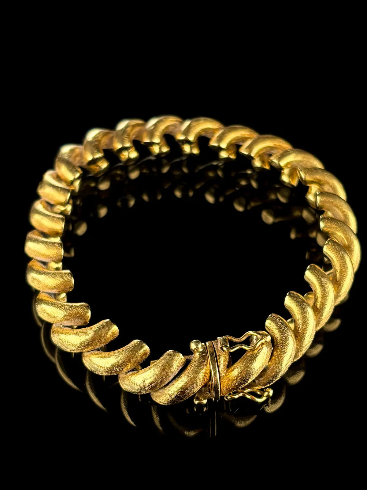 18ct Yellow Gold Fancy Link Bracelet, 41.4g