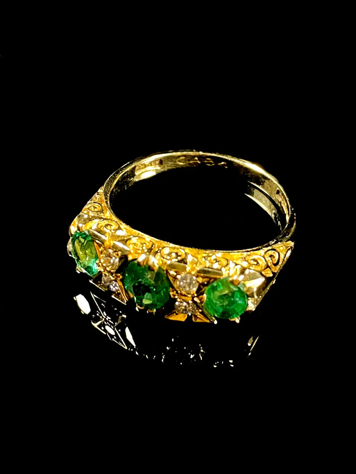 18ct Yellow Gold Emerald and Diamond Seven Stone Ring