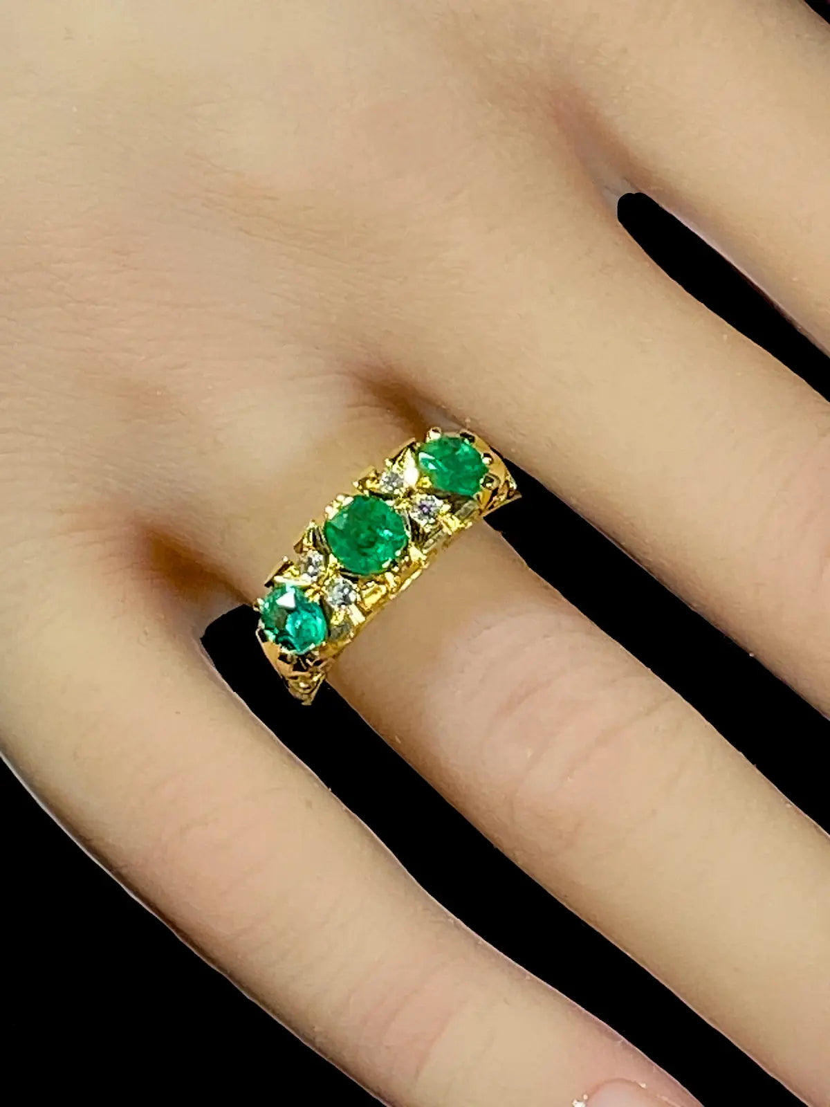 18ct Yellow Gold Emerald and Diamond Seven Stone Ring