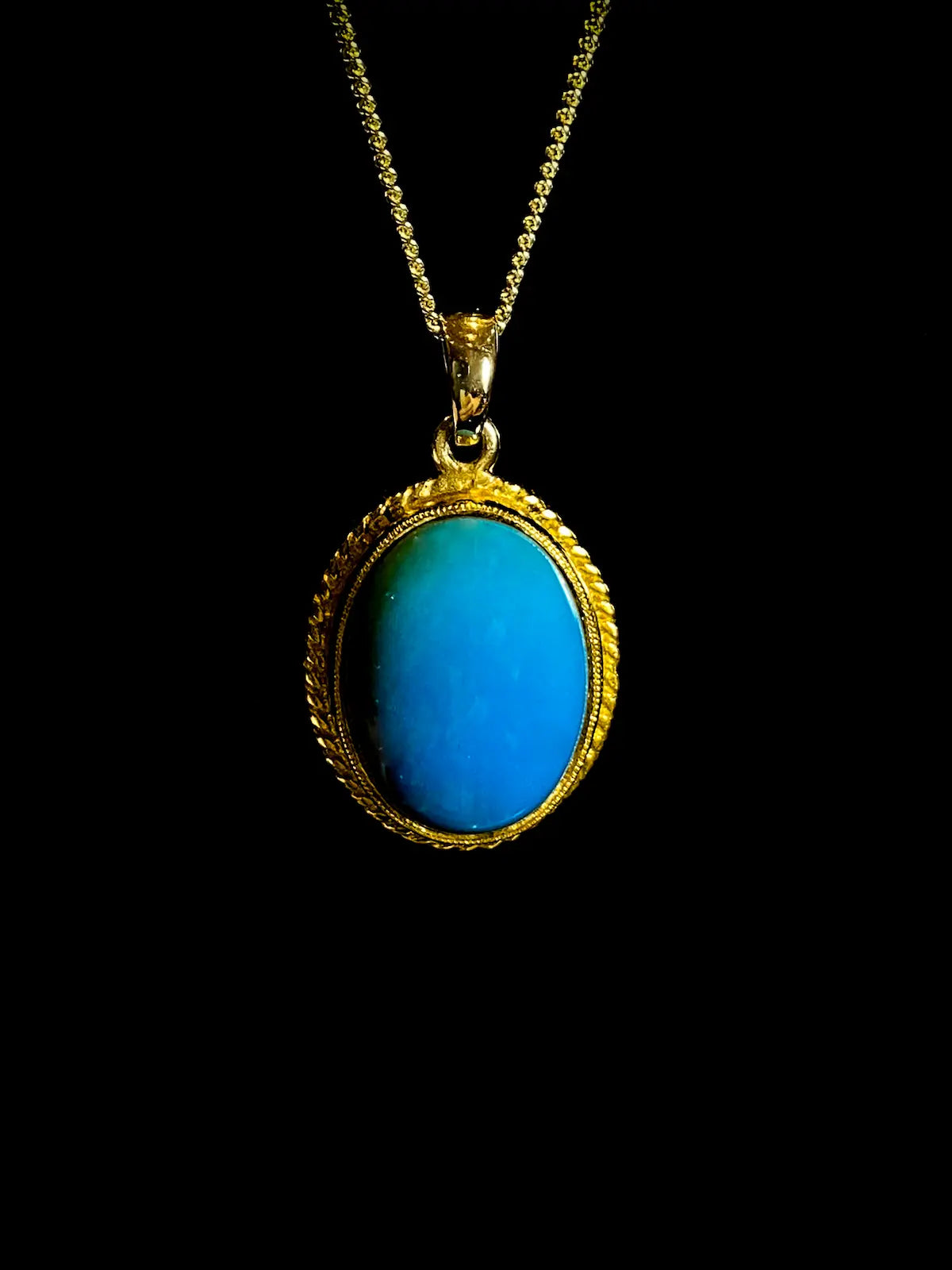 9ct Yellow Gold Oval Turquoise Pendant