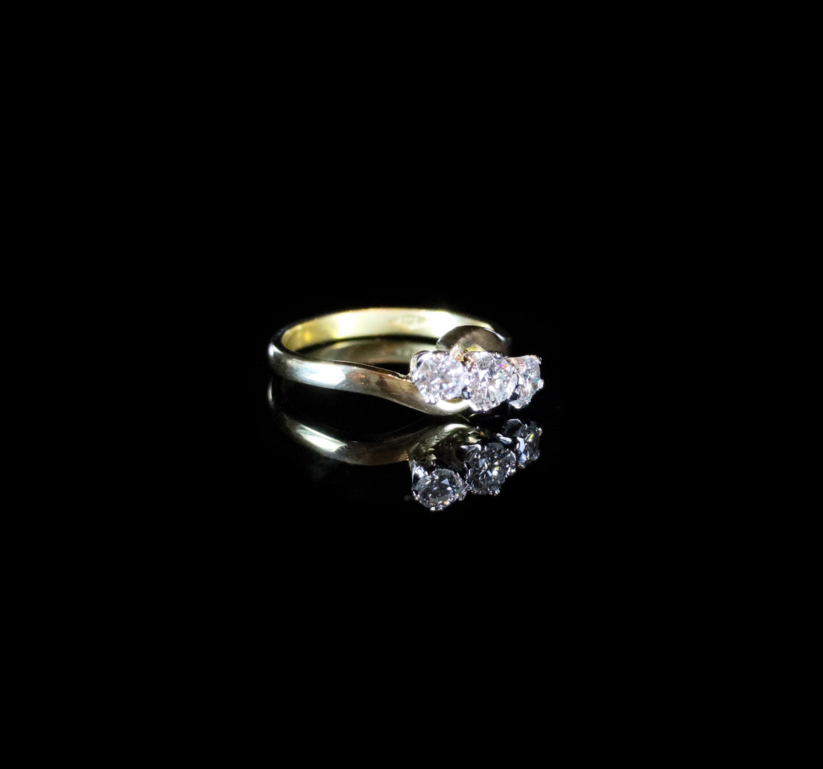 18ct Gold Three Stone Diamond Twist Ring