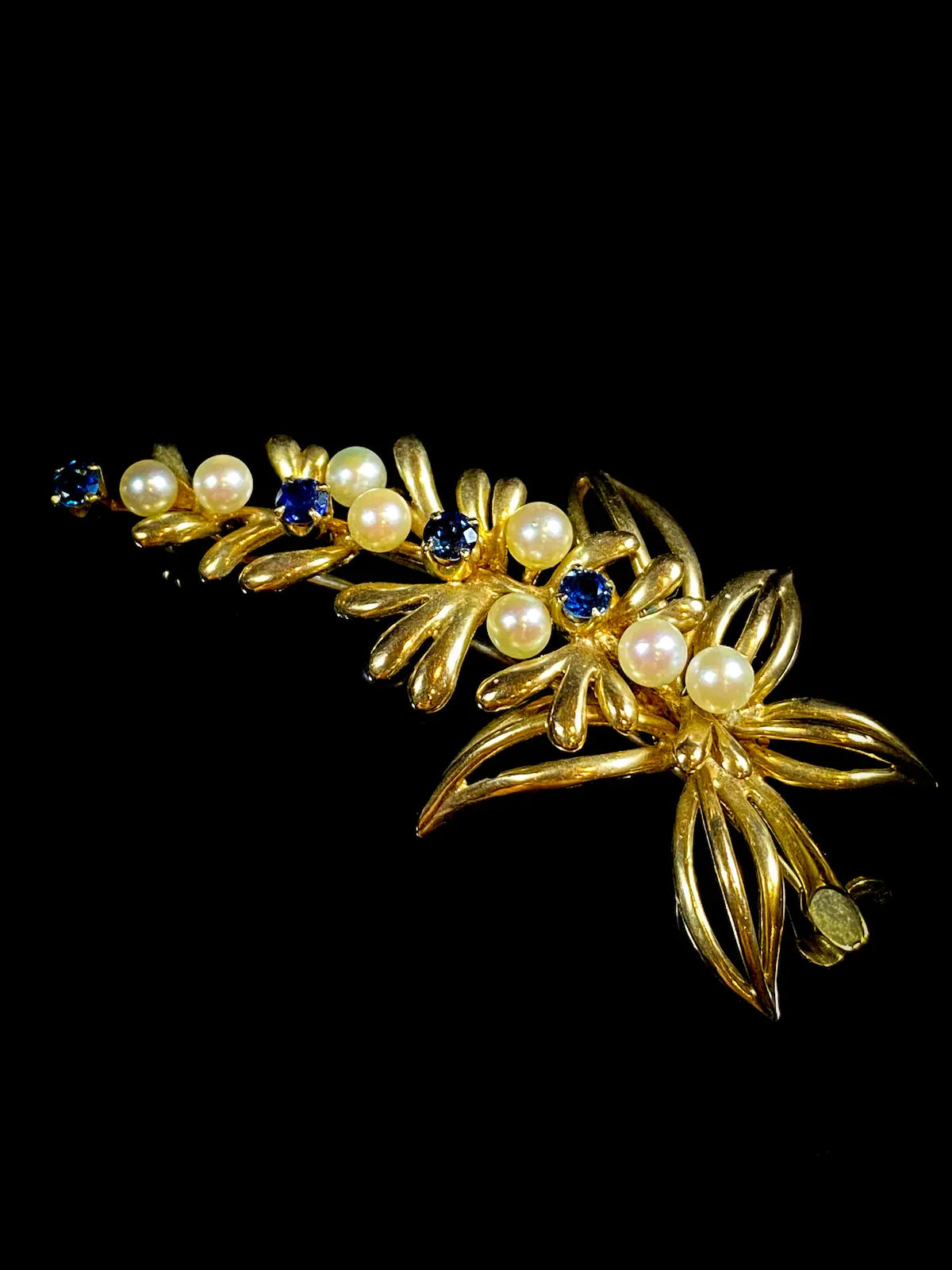 9ct Yellow Gold Sapphire and Pearl Floral Brooch
