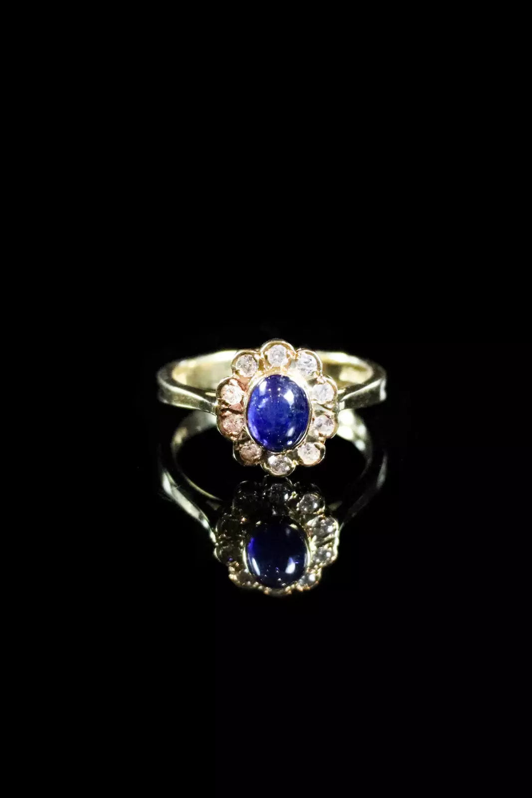18ct Yellow Gold Cabochon Sapphire and Diamond Cluster Ring