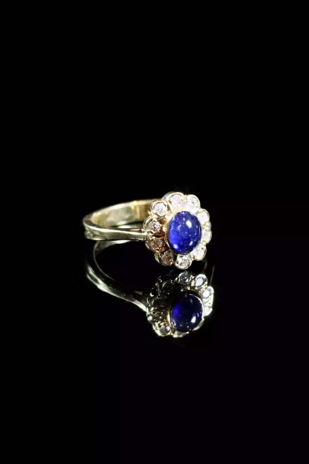 18ct Yellow Gold Cabochon Sapphire and Diamond Cluster Ring