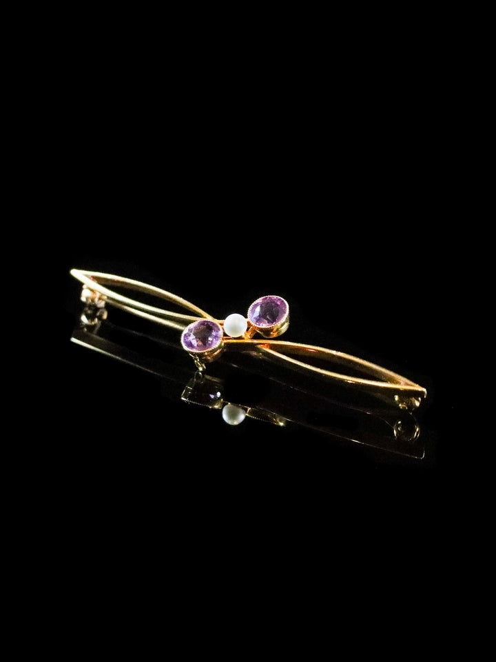 15ct Yellow Gold Amethyst and Pearl Twist Bar Brooch