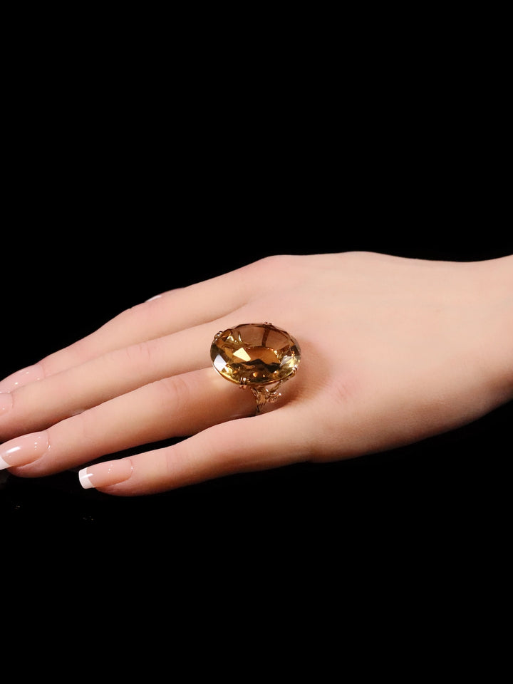 Large 18ct Yellow Gold Oval Citrine Single Stone Ring