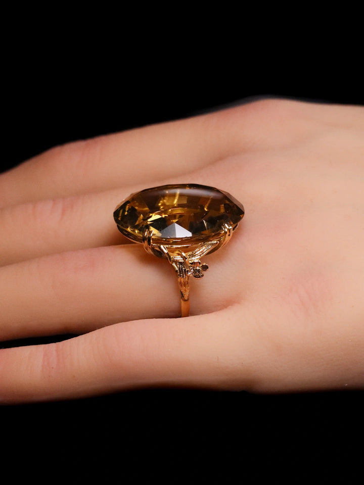 Large 18ct Yellow Gold Oval Citrine Single Stone Ring