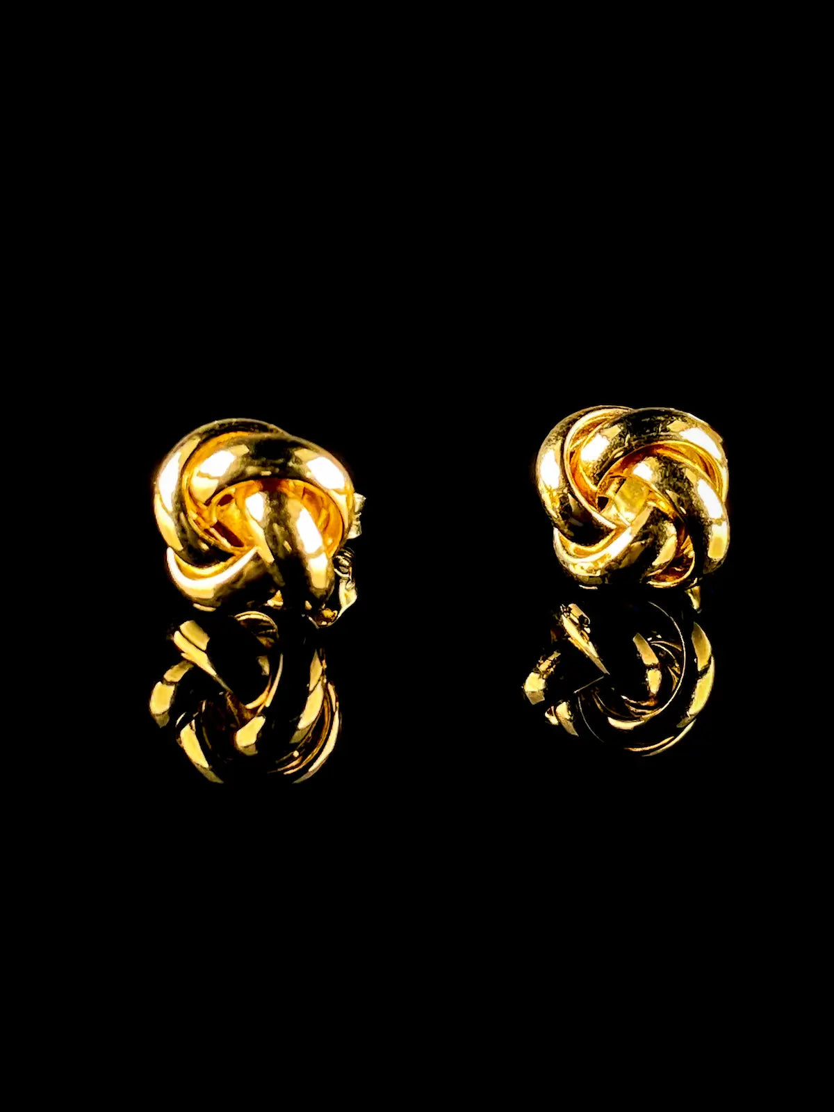 Vintage 18ct Yellow Gold Knot Stud Earrings