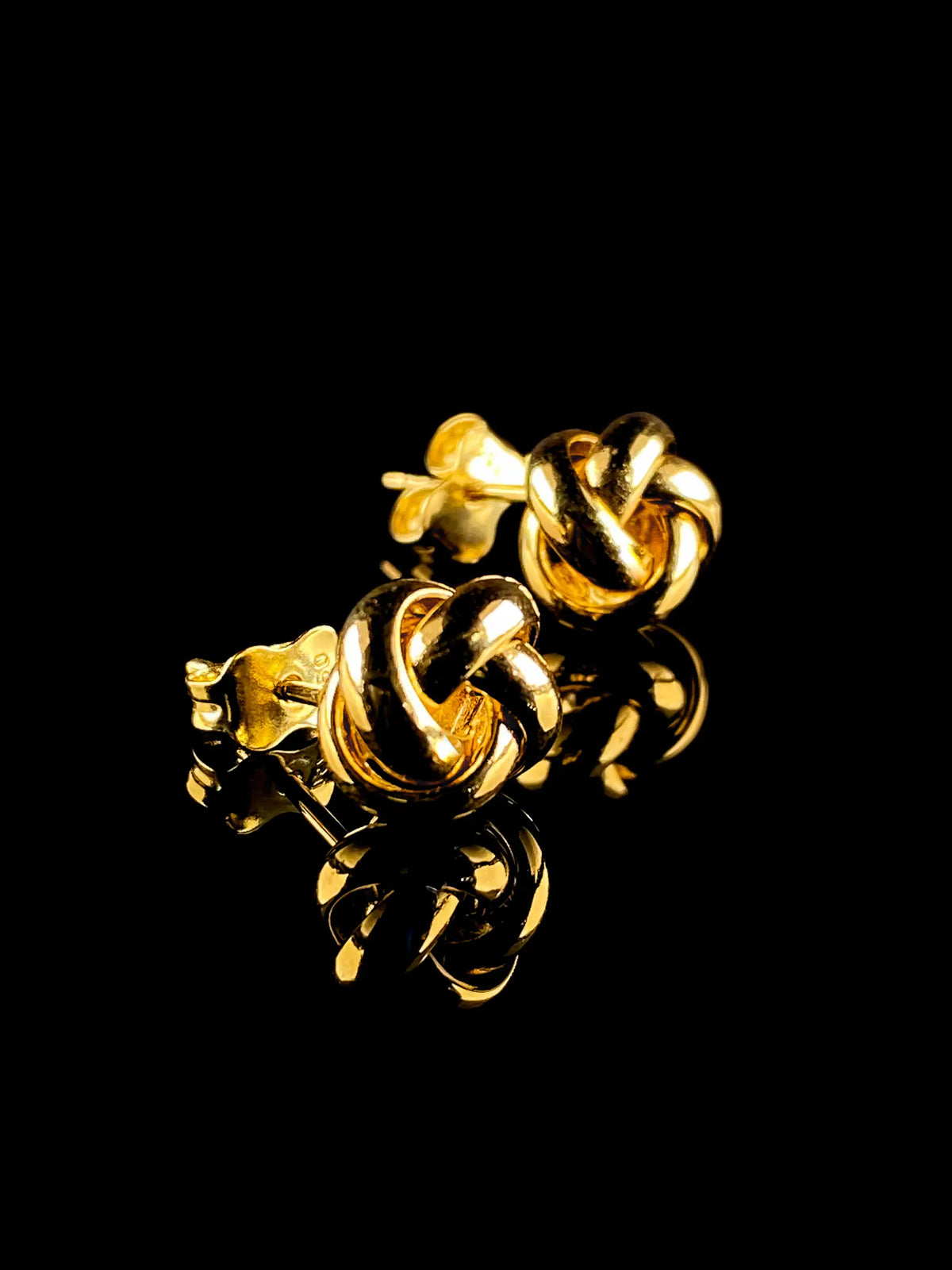 Vintage 18ct Yellow Gold Knot Stud Earrings
