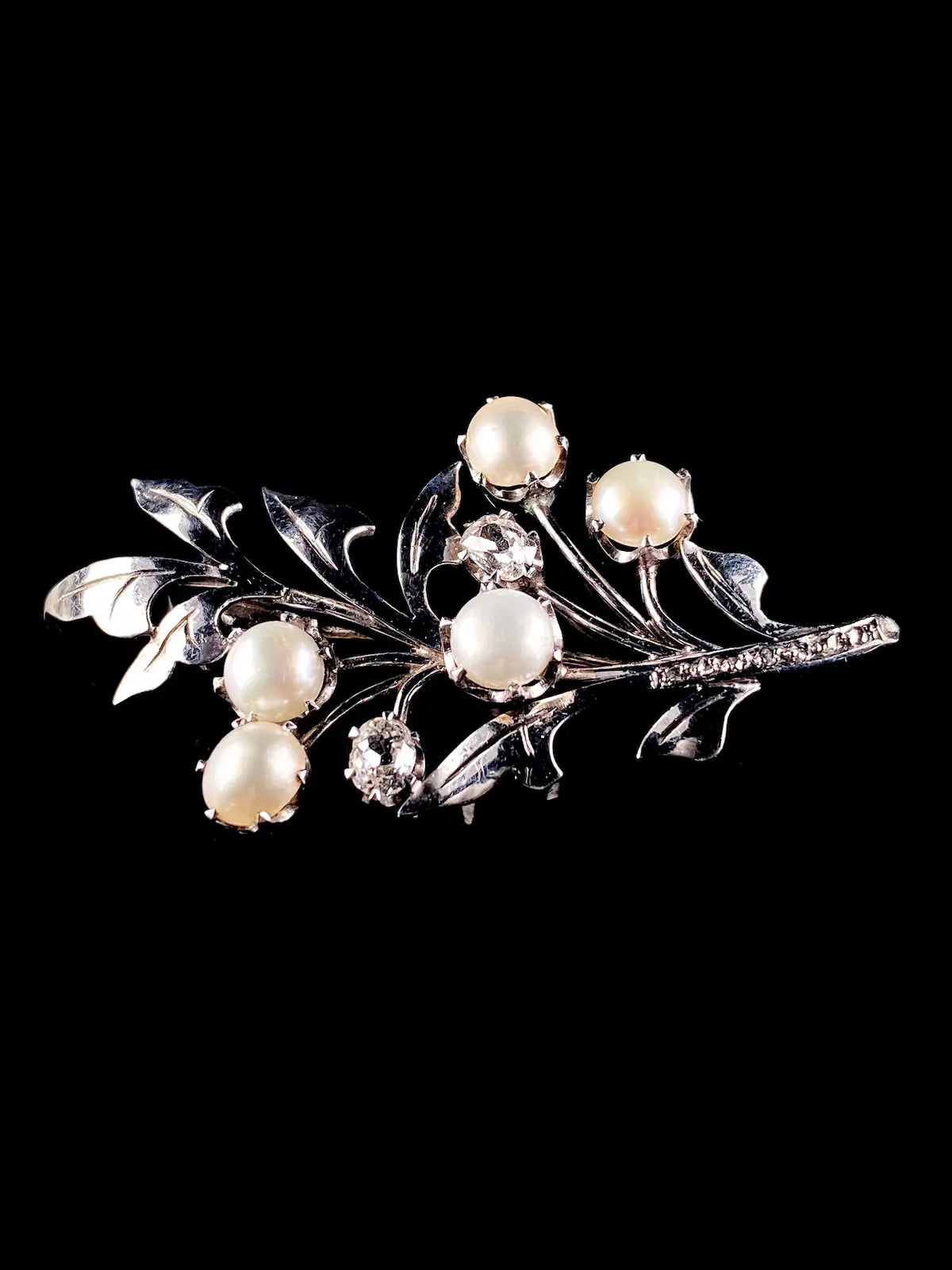 18ct White Gold Pearl and Diamond Leaf Brooch, Circa 1940