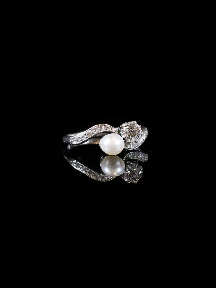 White Gold Pearl and Diamond Twist Ring with Diamond Shoulders