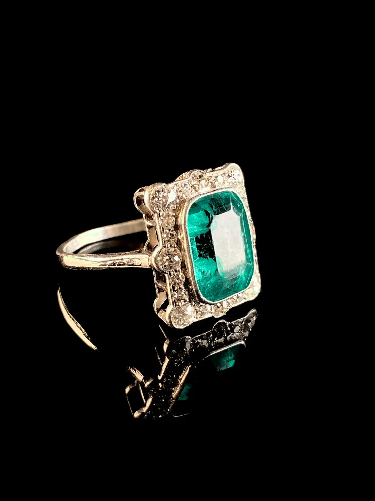 Antique Art Deco Platinum 3.10ct Emerald and Diamond Cluster Ring, Circa 1920
