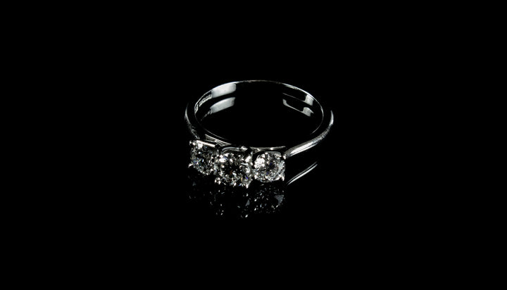 18ct White Gold Three Stone 1.00ct Diamond Ring