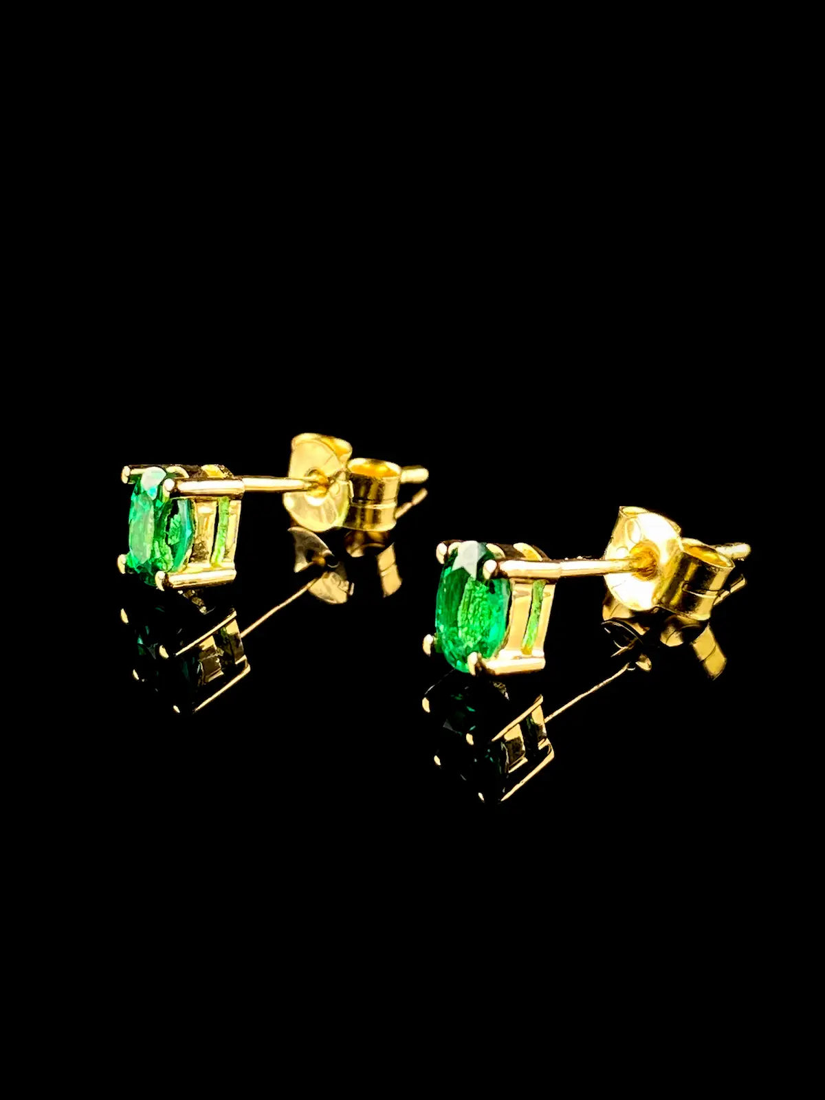 18ct Yellow Gold Emerald Stud Earrings, 0.56ct
