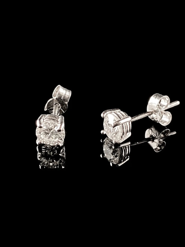 18ct White Gold 1.00ct Diamond Single Stone Stud Earrings