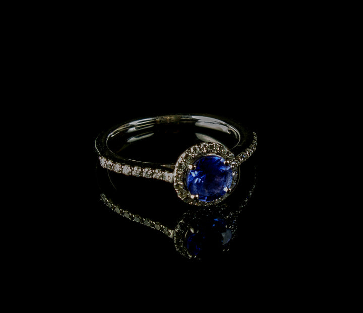 18ct Gold Diamond and Round 1.00ct Tanzanite Cluster Ring