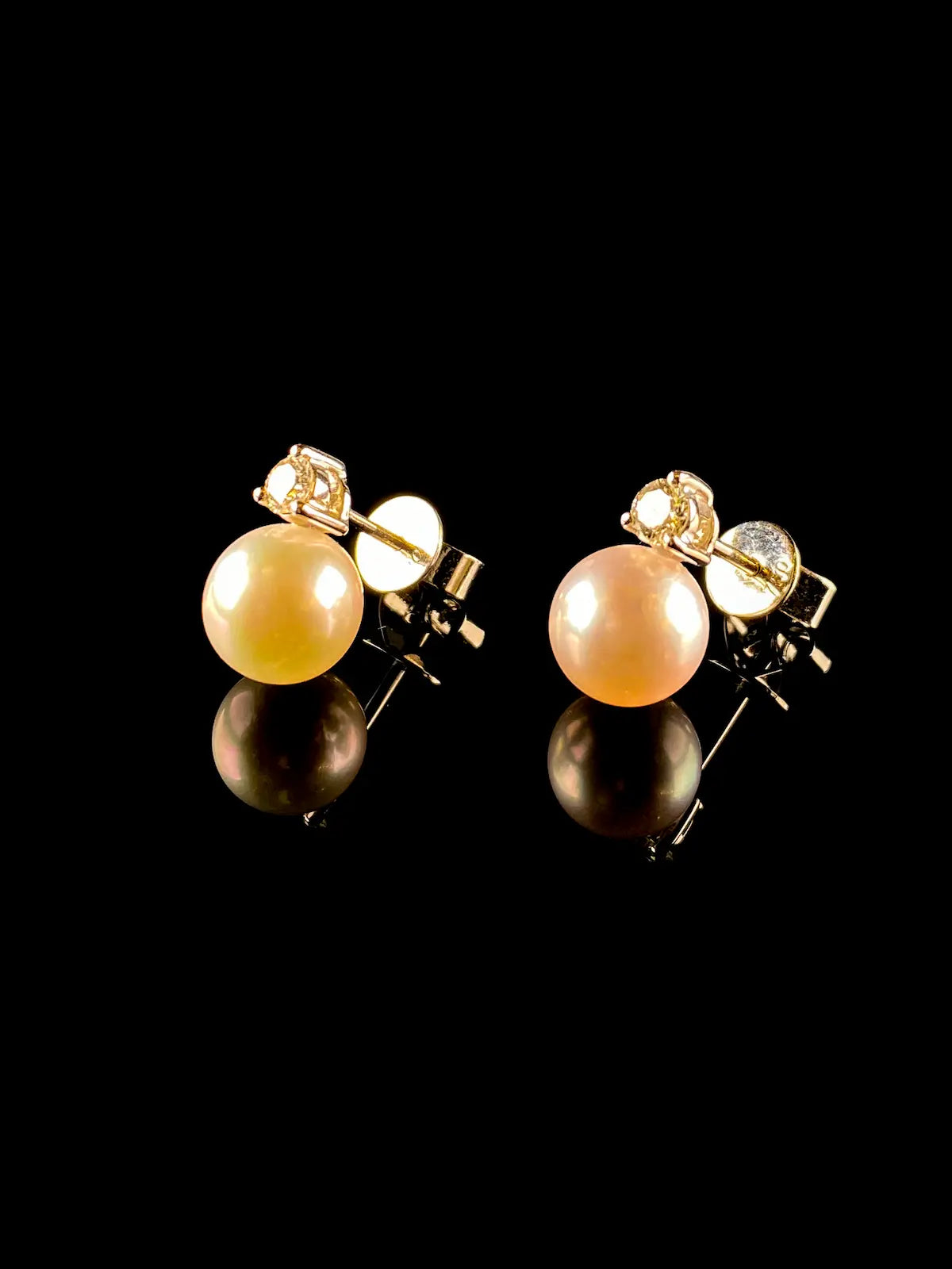 18ct White Gold Akoya Pearl and Diamond Earrings, 0.20ct