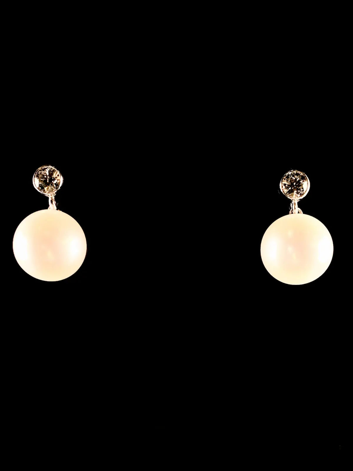 18ct White Gold 10.5mm South Sea Pearl and Diamond Earrings, 0.40ct