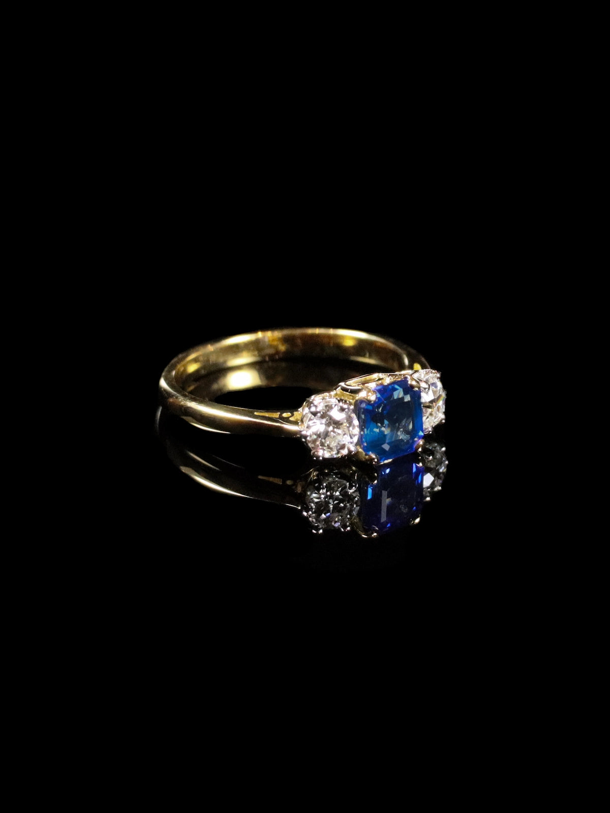 18ct Gold and Platinum Square Sapphire and Diamond Trilogy Ring