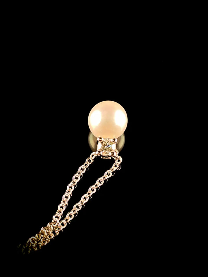 18ct White Gold 6.5x7mm Pearl and Diamond Pendant on 18ct Gold Chain