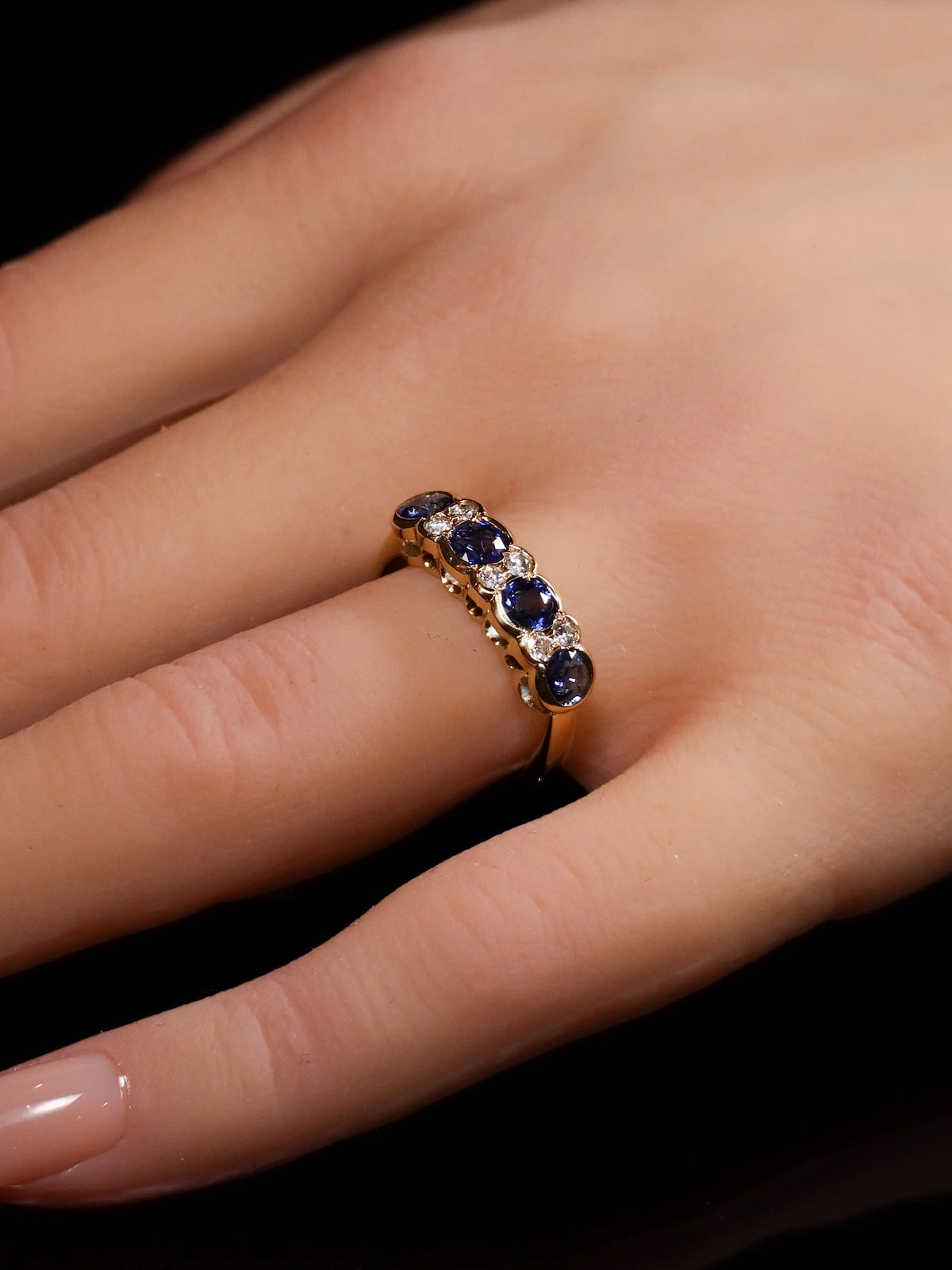 18ct Yellow Gold Rubover-set Sapphire and Diamond Ring