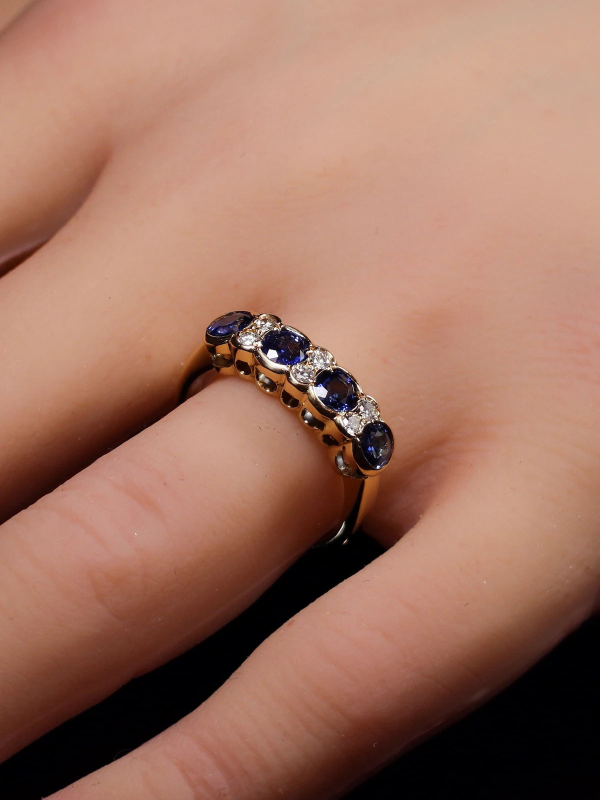 18ct Yellow Gold Rubover-set Sapphire and Diamond Ring