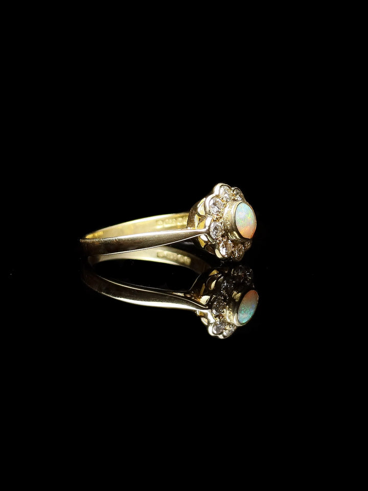 18ct Yellow Gold Bezel-Set Opal and Diamond Daisy Cluster Ring