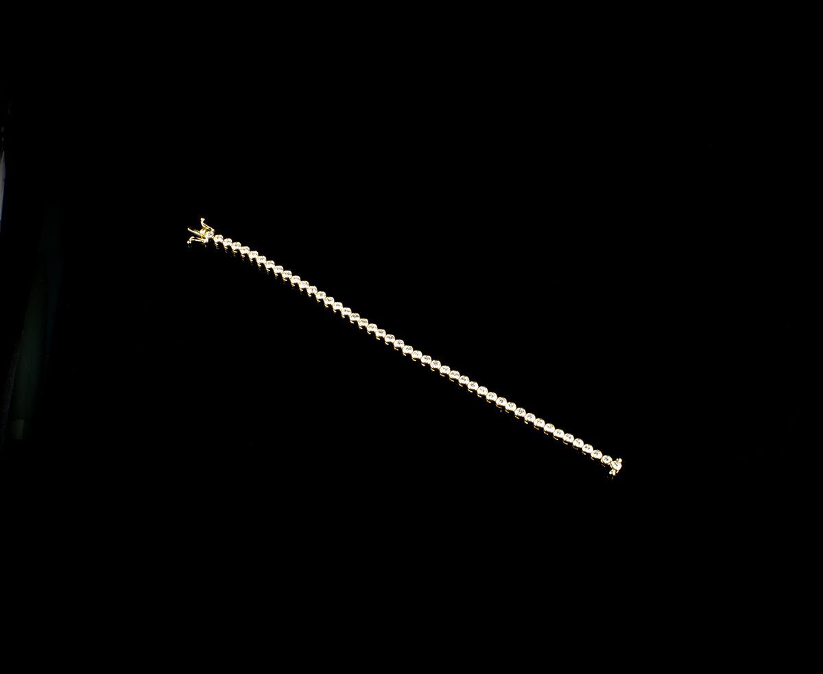 5.00ct Diamond Line Bracelet Set in 18ct Gold