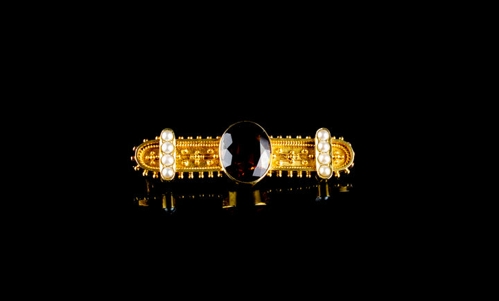 18ct gold citrine and pearl bar brooch