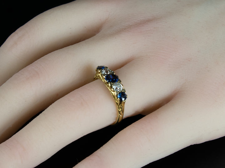 Vintage 18ct Gold Five Stone 1.00ct Sapphire and Old Cut Diamond Ring, London 1977