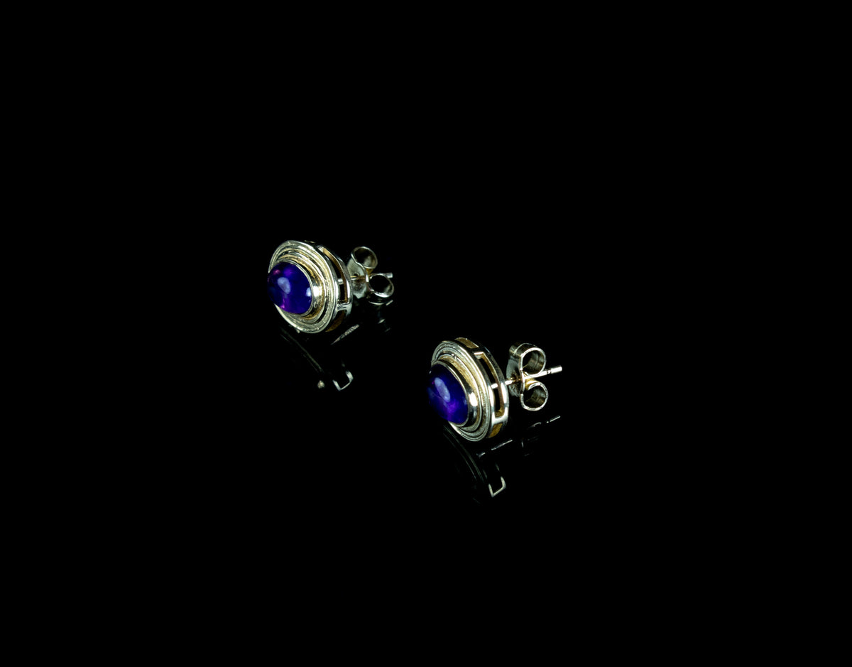 9ct Yellow Gold Cabochon Amethyst Stud Earrings