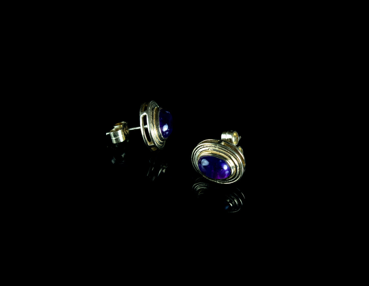 9ct Yellow Gold Cabochon Amethyst Stud Earrings