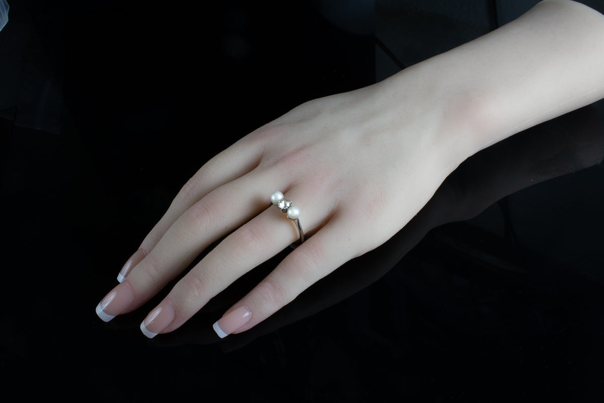 1930s Pearl and Diamond Ring Set in Platinum