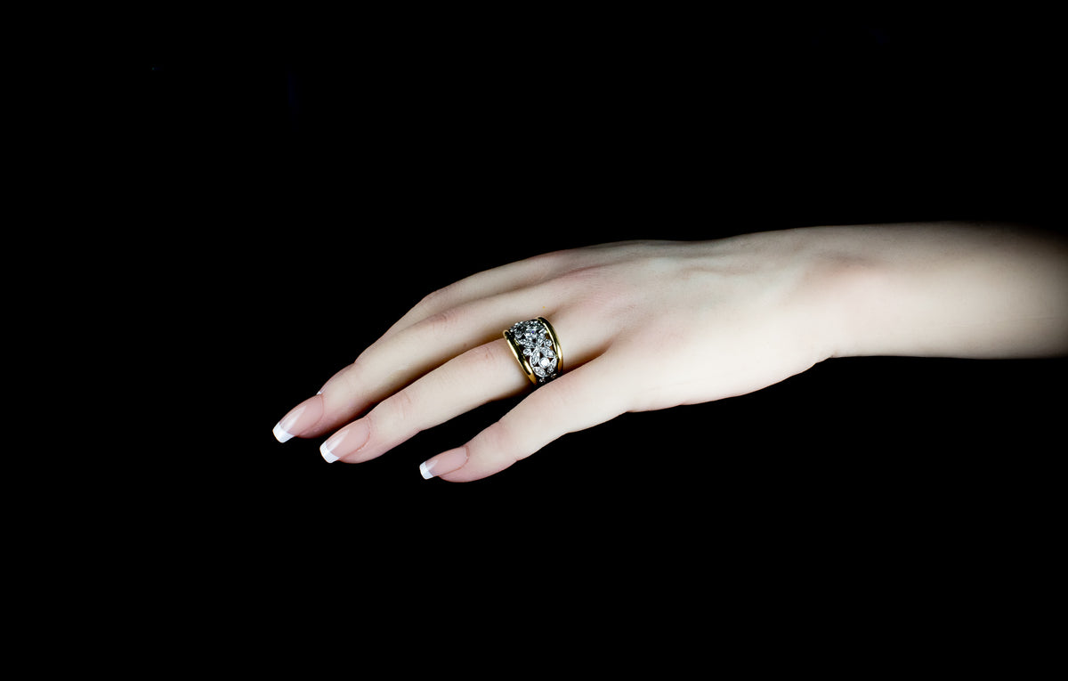 18ct Gold Wide Floral 1.00ct Diamond Ring, Sheffield 2000