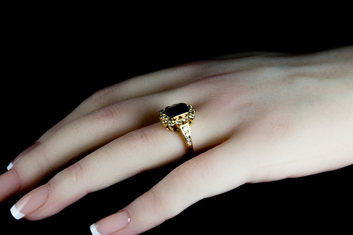 18ct Gold 2.00ct Sapphire and Diamond Cluster Ring