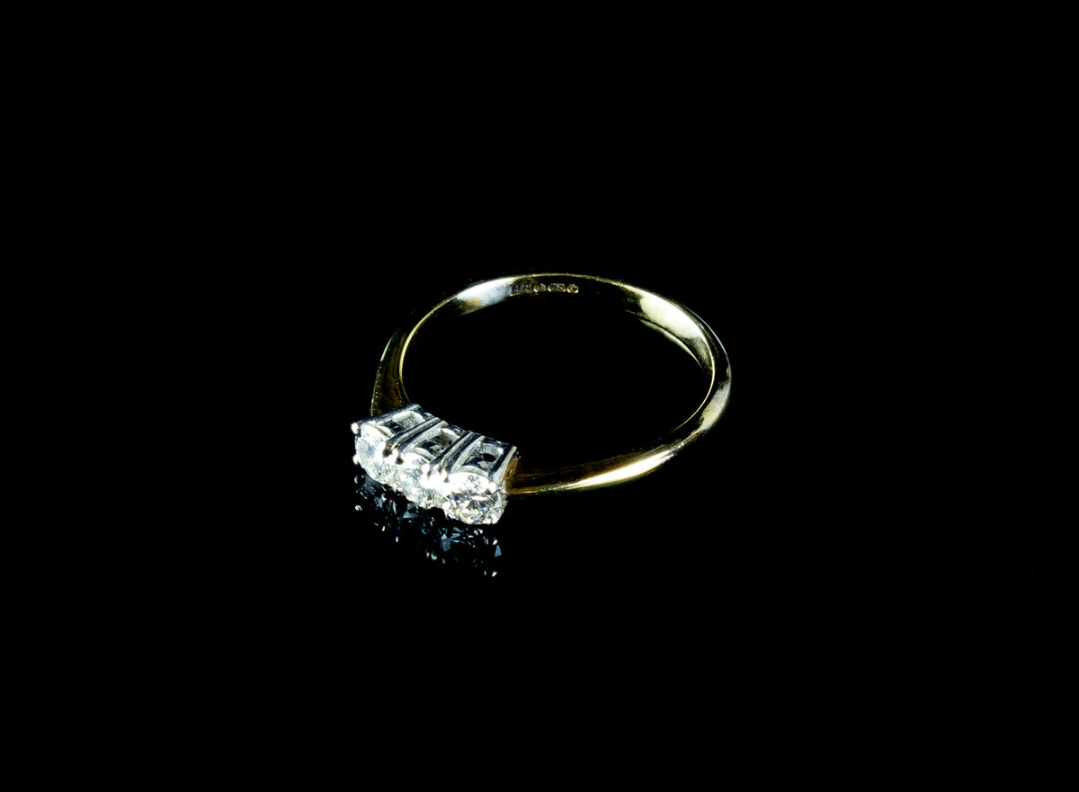 18ct Gold Three Stone Diamond Ring