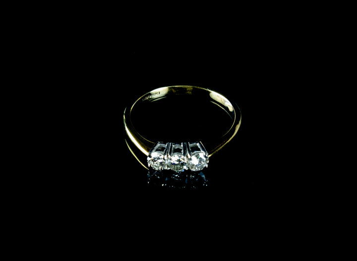 18ct Gold Three Stone Diamond Ring